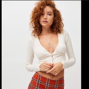 UO Ruby Button-Up Cropped cream button plunge Top Small